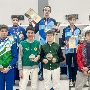 Две медали Всероссийского детского турнира у петербургских рапиристов