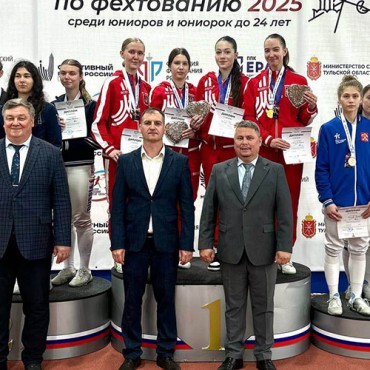 Серебро и бронза Первенства России – у петербургских команд саблисток