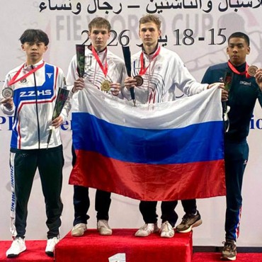 Бронзовая награда Романа Селютина на этапе Кубка мира среди юниоров по шпаге