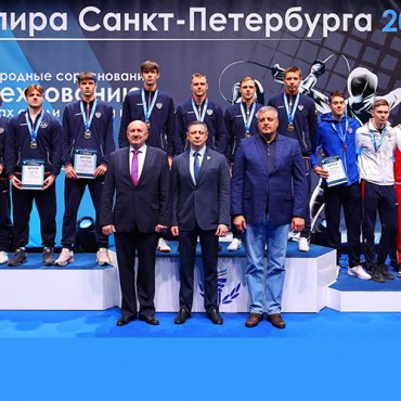 Захар Козлов и Дмитрий Осипов – призеры командных соревнований «Рапиры Санкт-Петербурга»