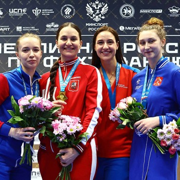 Бронзовая награда Златы Шапошниковой на Чемпионате России по сабле